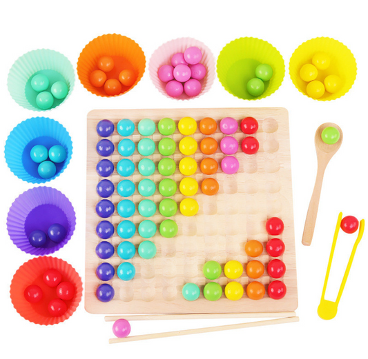 Montessori szivárvány színű gyöngyök társasjáték