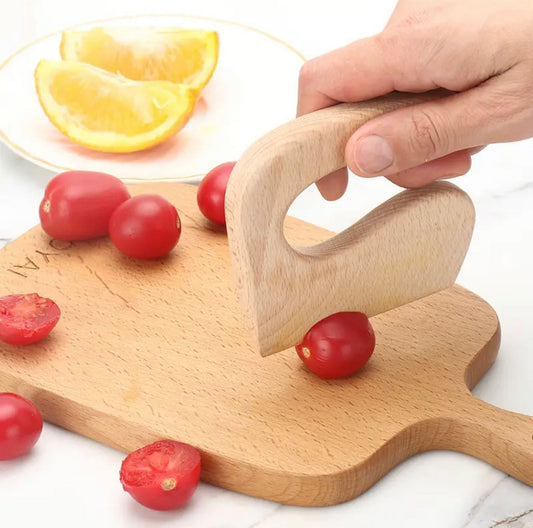 Fa vágókés játék zöldségekhez és gyümölcsökhez