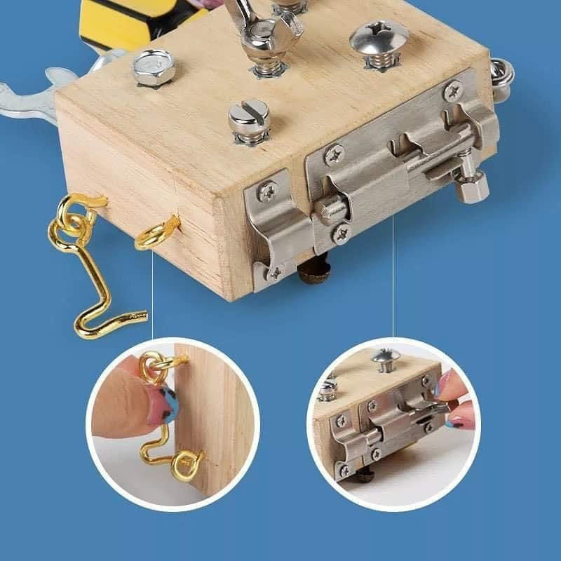 Montessori csavarhúzós matató kocka