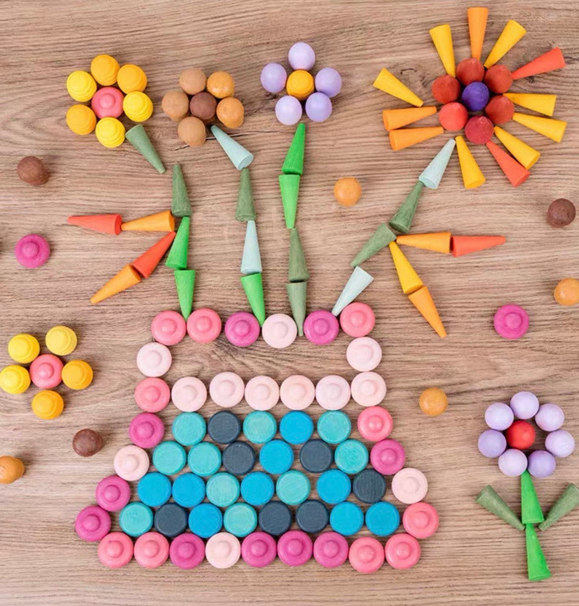 Montessori fából készült Mandala készlet 9 különböző formával és színnel（324db）