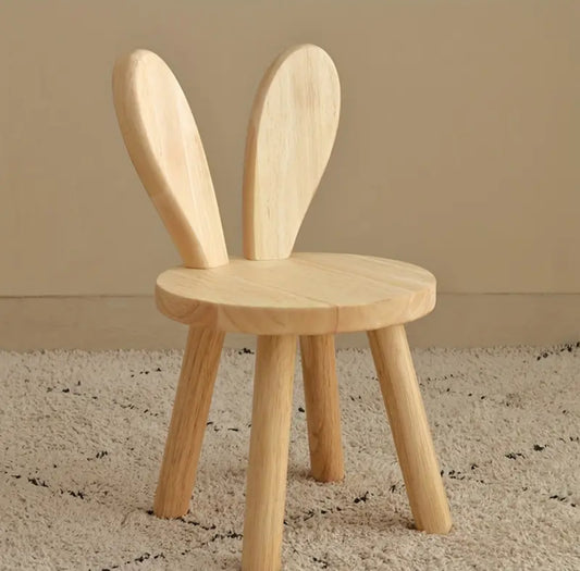 Fából készült gyermek szék