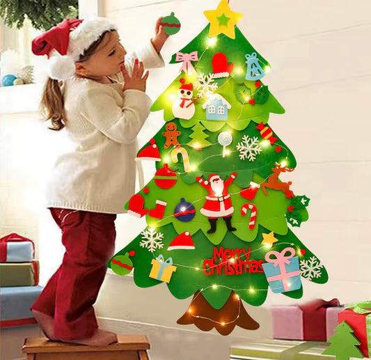 Filc Fali Karácsonyfa Gyerekeknek – 33 db Dísz